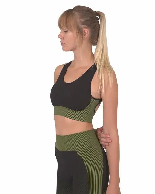 Trois Seamless Sports Bra - Black with Green - Beauty