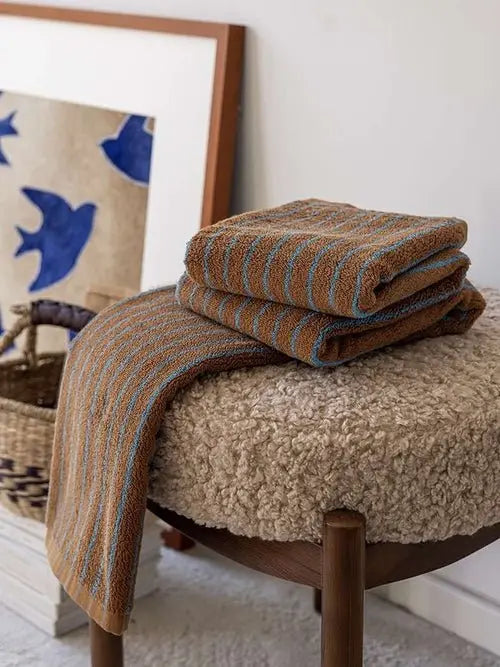 Ultra Soft Absorbent Retro Stripe Bath Towel - 100% Organic Cotton - Beauty