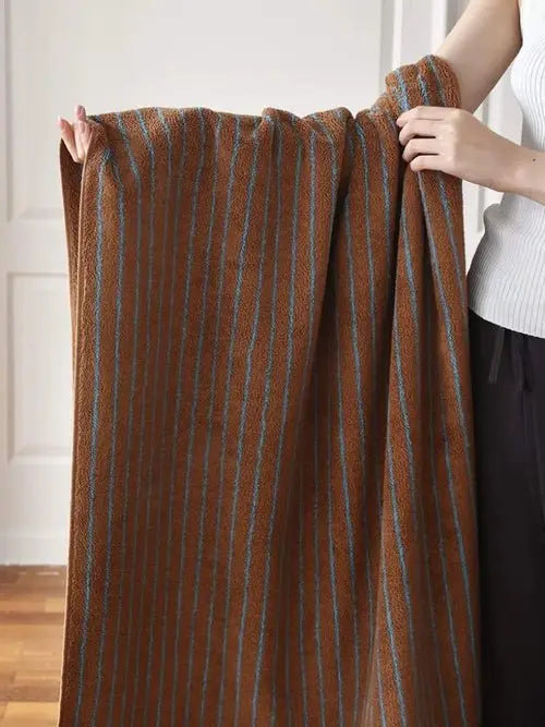 Ultra Soft Absorbent Retro Stripe Bath Towel - 100% Organic Cotton - Beauty