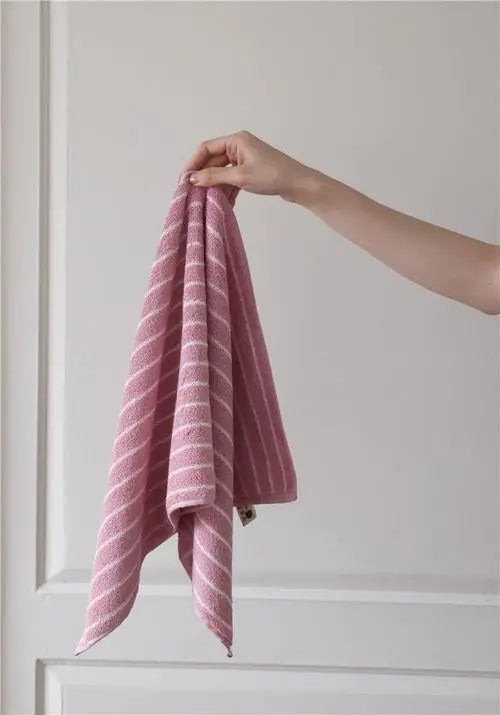 Ultra Soft Absorbent Retro Stripe Bath Towel - 100% Organic Cotton - Beauty