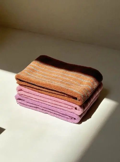 Ultra Soft Absorbent Retro Stripe Bath Towel - 100% Organic Cotton - Beauty